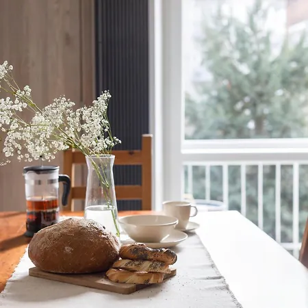 Travelers Haven Spacious 70m2 2 Bedrooms Balcony Old Town Area Διαμέρισμα Krasków