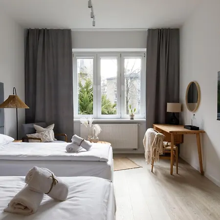 Travelers Haven Spacious 70m2 2 Bedrooms Balcony Old Town Area Krakov